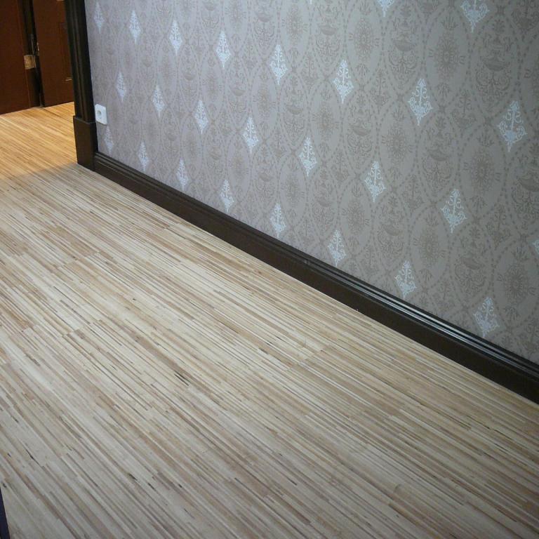 Parkett Ahorn Finnline + Fußleisten