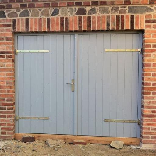 angefertigtes Garagentor